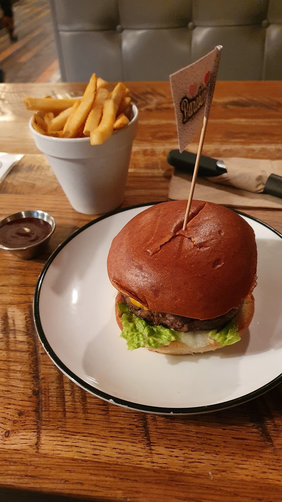 Bareburger | restaurant | 313 W 57th St, New York, NY 10019, USA | 2126852273 OR +1 212-685-2273