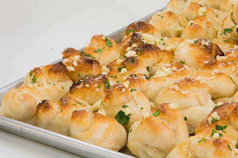 J & R Pizzeria | restaurant | 1916 Kings Hwy, Brooklyn, NY 11229, USA | 7189986627 OR +1 718-998-6627