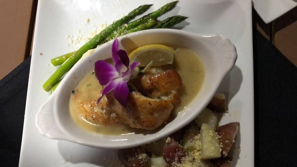 Red Snapper Fish Chicken | restaurant | 400 E 83rd St, Chicago, IL 60619, USA | 7736517100 OR +1 773-651-7100