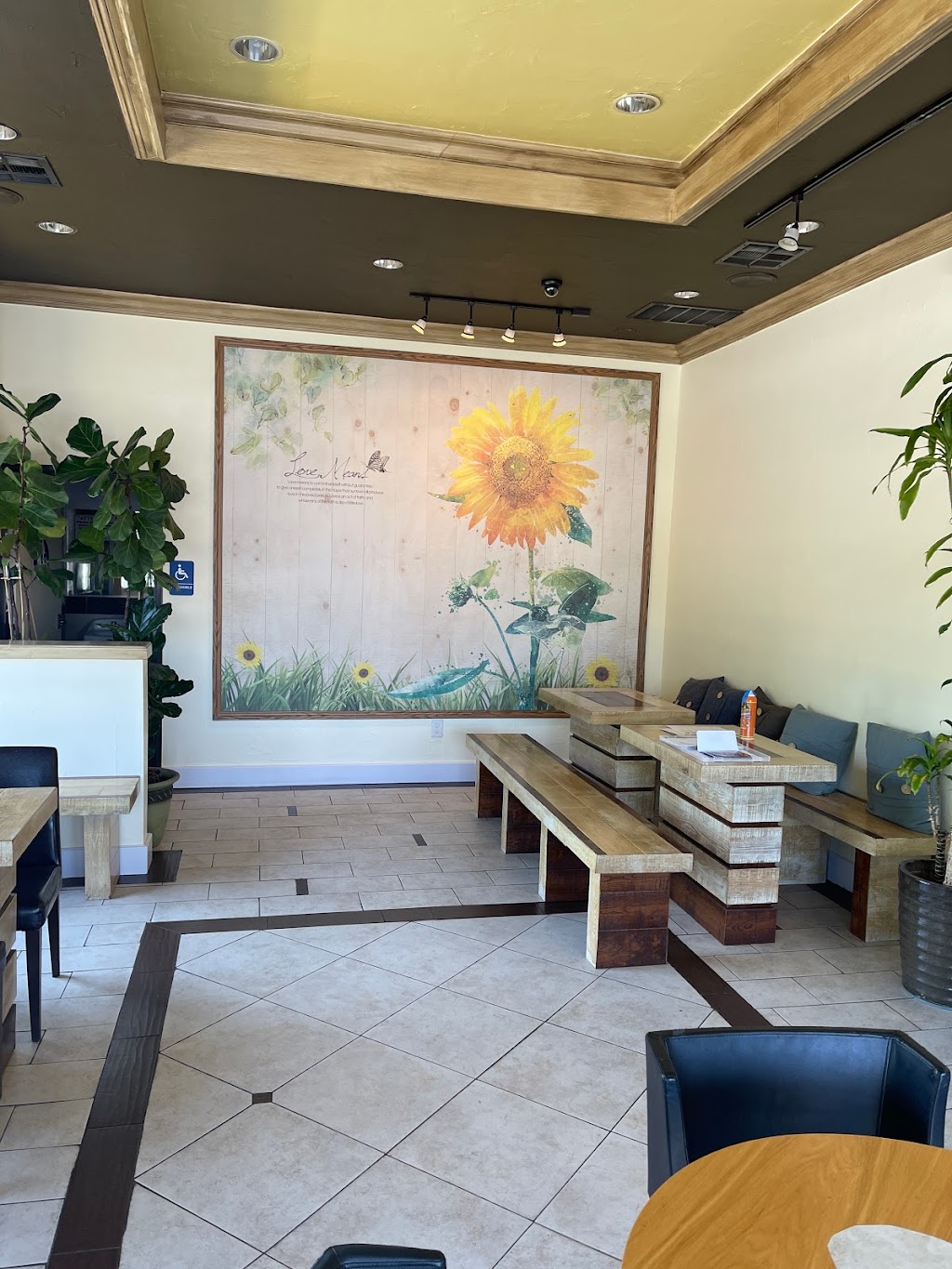 coco sushi & roll | restaurant | 2734 Sepulveda Blvd, Torrance, CA 90505, USA | 4242634506 OR +1 424-263-4506