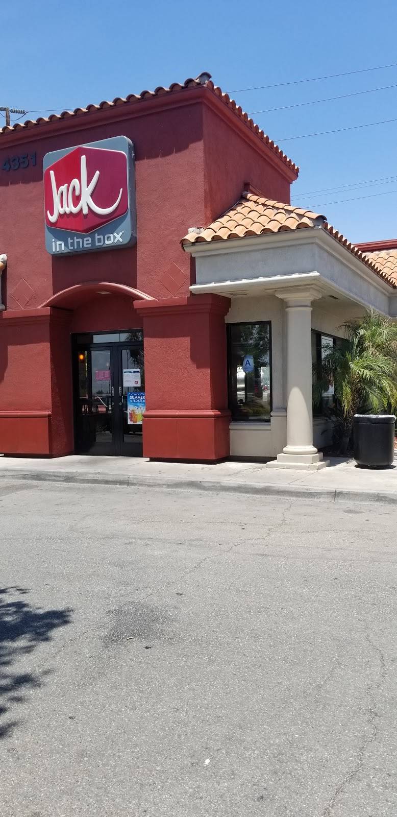Jack in the Box | restaurant | 4351 Ontario Mills Pkwy, Ontario, CA 91764, USA | 9094844842 OR +1 909-484-4842