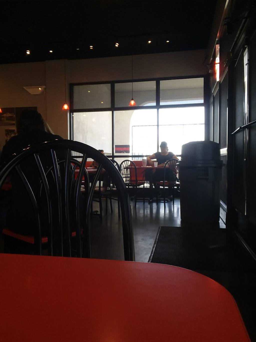 Lucky Wishbone | restaurant | 1465 W Silverlake Rd, Tucson, AZ 85713, USA | 5206222588 OR +1 520-622-2588