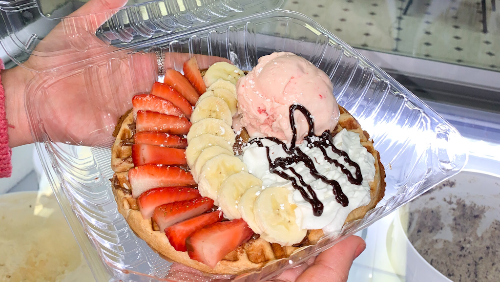 La Mangoneada Loca | meal takeaway | 887 E 100 N #1B, Payson, UT 84651, USA | 8016585395 OR +1 801-658-5395