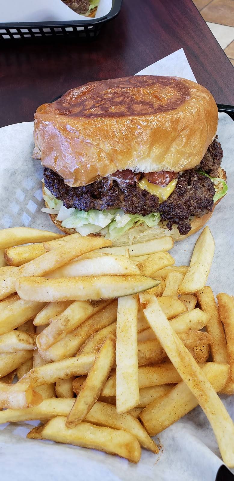 Joy Love Burgers | restaurant | 14625 Memorial Dr suite b, Houston, TX 77079, USA | 8322305315 OR +1 832-230-5315