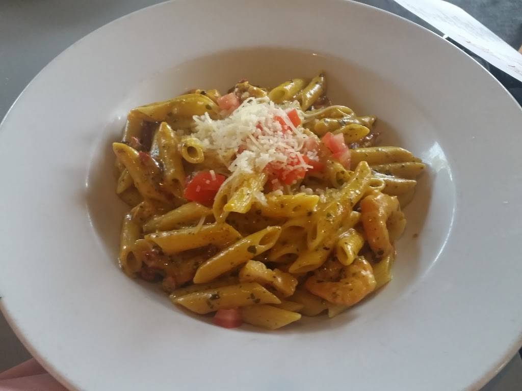 Strings Italian Cafe | restaurant | 4104 Manzanita Ave, Sacramento, CA 95841, USA | 9163481925 OR +1 916-348-1925