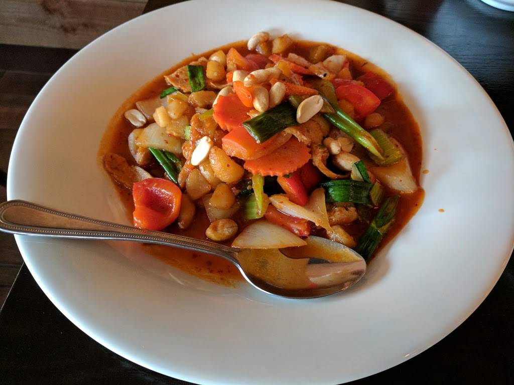 Lotus Vegan | restaurant | 4715 Lankershim Blvd, North Hollywood, CA 91602, USA | 8187608088 OR +1 818-760-8088