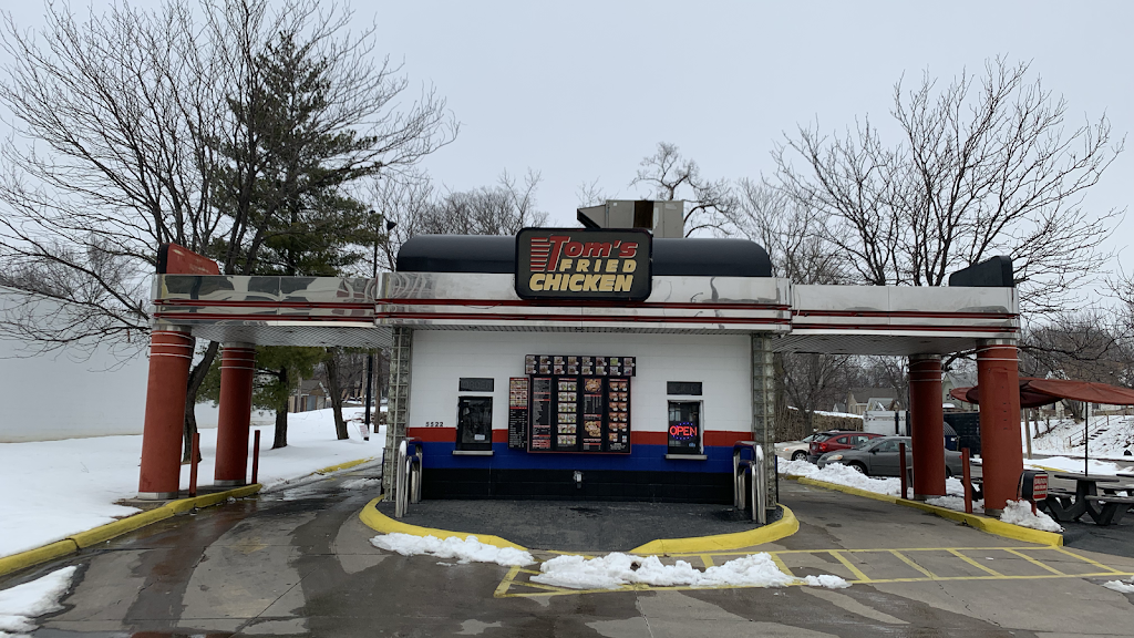 Texas Toms | restaurant | 5522 Independence Ave, Kansas City, MO 64123, USA | 8168328747 OR +1 816-832-8747