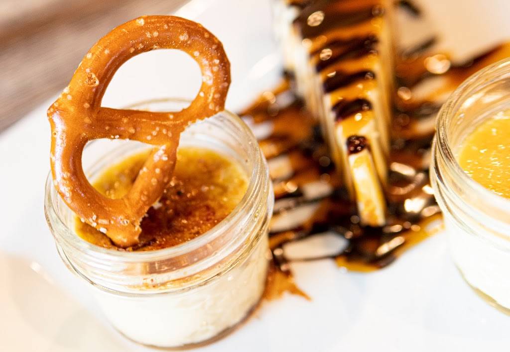 The Cove Bar & Grill | restaurant | 40675 Murrieta Hot Springs Rd STE B1, Murrieta, CA 92562, USA | 9516962211 OR +1 951-696-2211