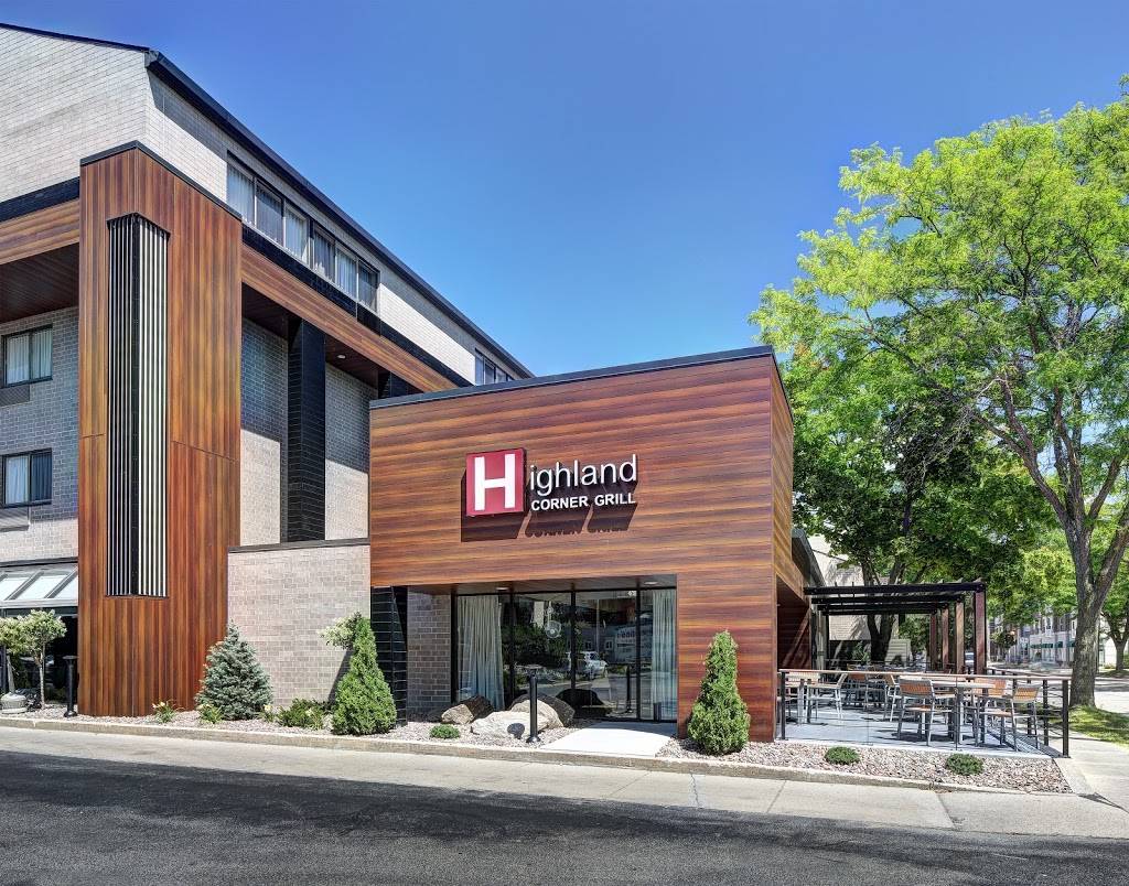 Highland Corner Grill | restaurant | 2424 University Ave, Madison, WI 53726, USA | 6082338778 OR +1 608-233-8778