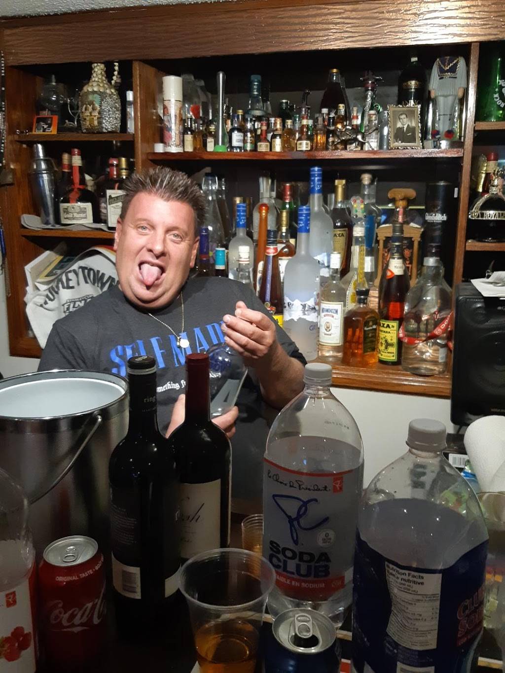 Gabbys | restaurant | 729 Danforth Ave, Toronto, ON M4J 1L2, Canada | 4164058100 OR +1 416-405-8100