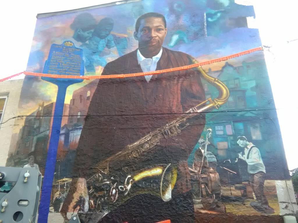 New Diamond Restaurant | restaurant | 2950 Ridge Ave, Philadelphia, PA 19121, USA | 2157635776 OR +1 215-763-5776