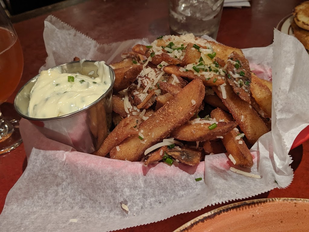 Beat Brew Hall | restaurant | 13A Brattle St, Cambridge, MA 02138, USA | 6174990001 OR +1 617-499-0001