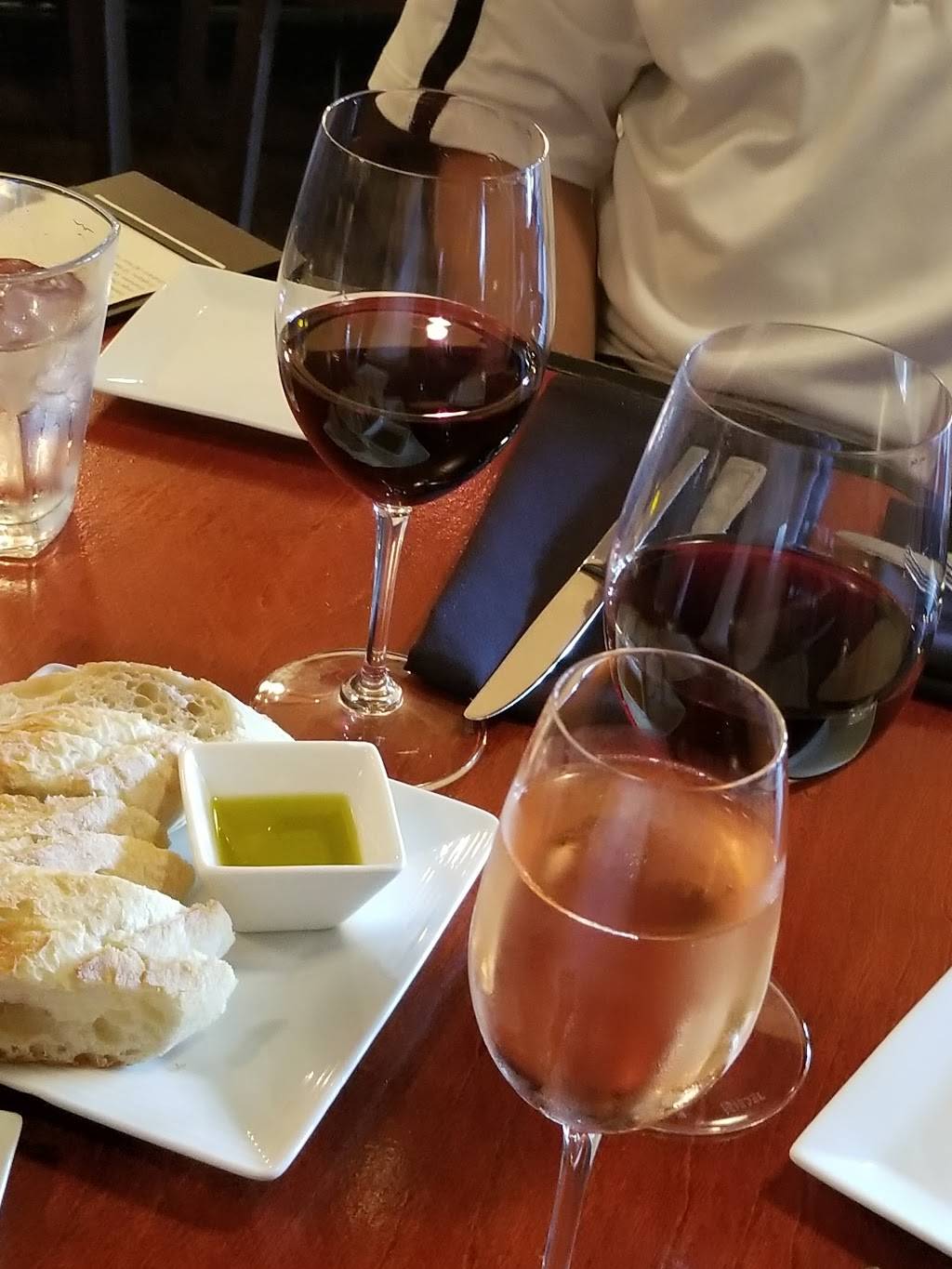 Grapes Wine Bar of Annapolis | restaurant | 1410 Forest Dr, Annapolis, MD 21403, USA | 4105715378 OR +1 410-571-5378