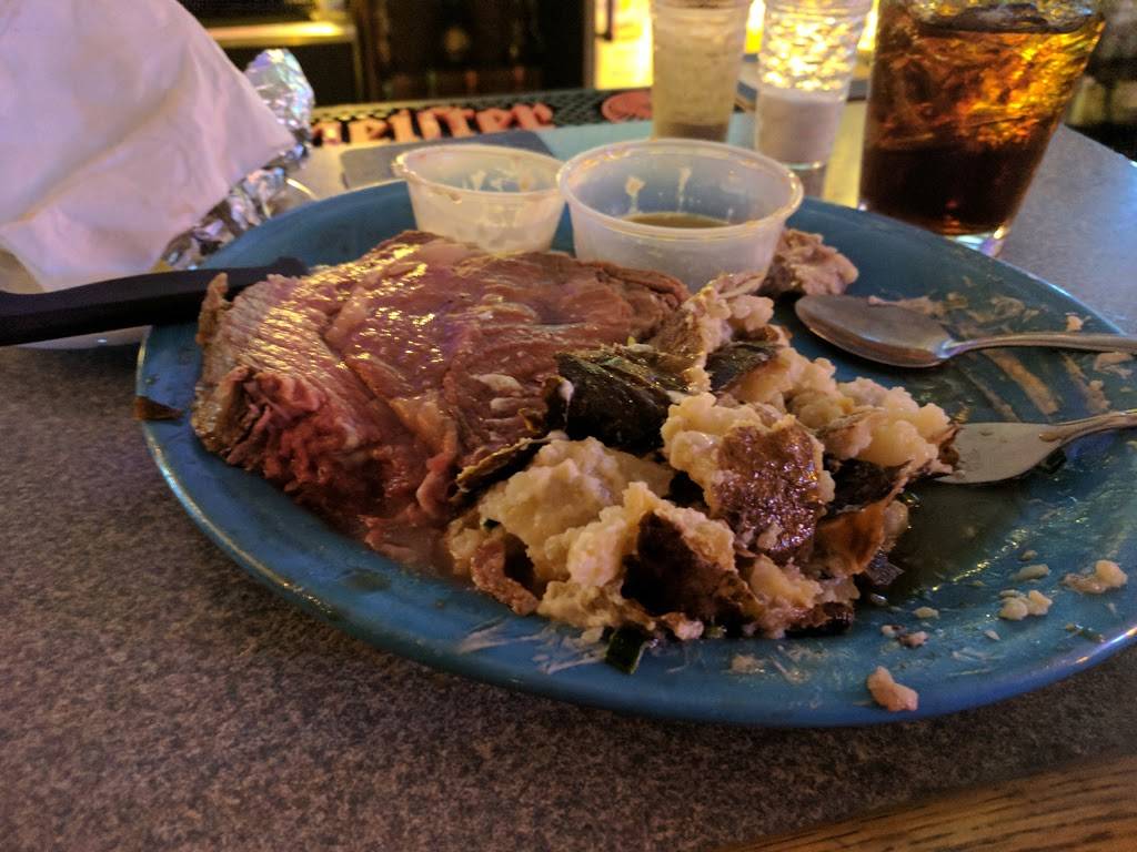 Flying Boots & Wings | restaurant | 614 S 38th St, Tacoma, WA 98418, USA | 2532671037 OR +1 253-267-1037