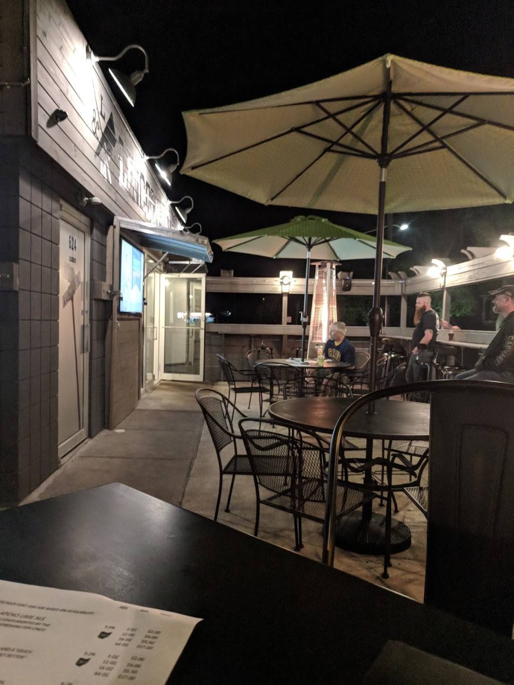 Lincoln And Main Bar Grille | restaurant | 624 N Main St, Urbana, OH 43078, USA | 9375084175 OR +1 937-508-4175