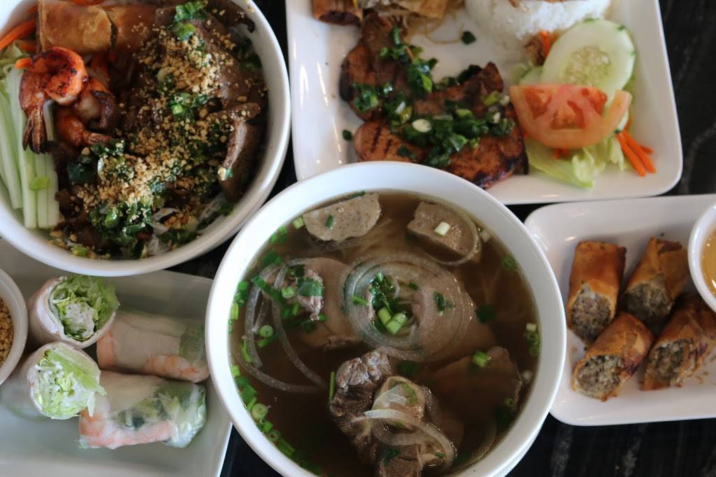 Pho Today | restaurant | 75 NJ-17, East Rutherford, NJ 07073, USA | 2014388818 OR +1 201-438-8818