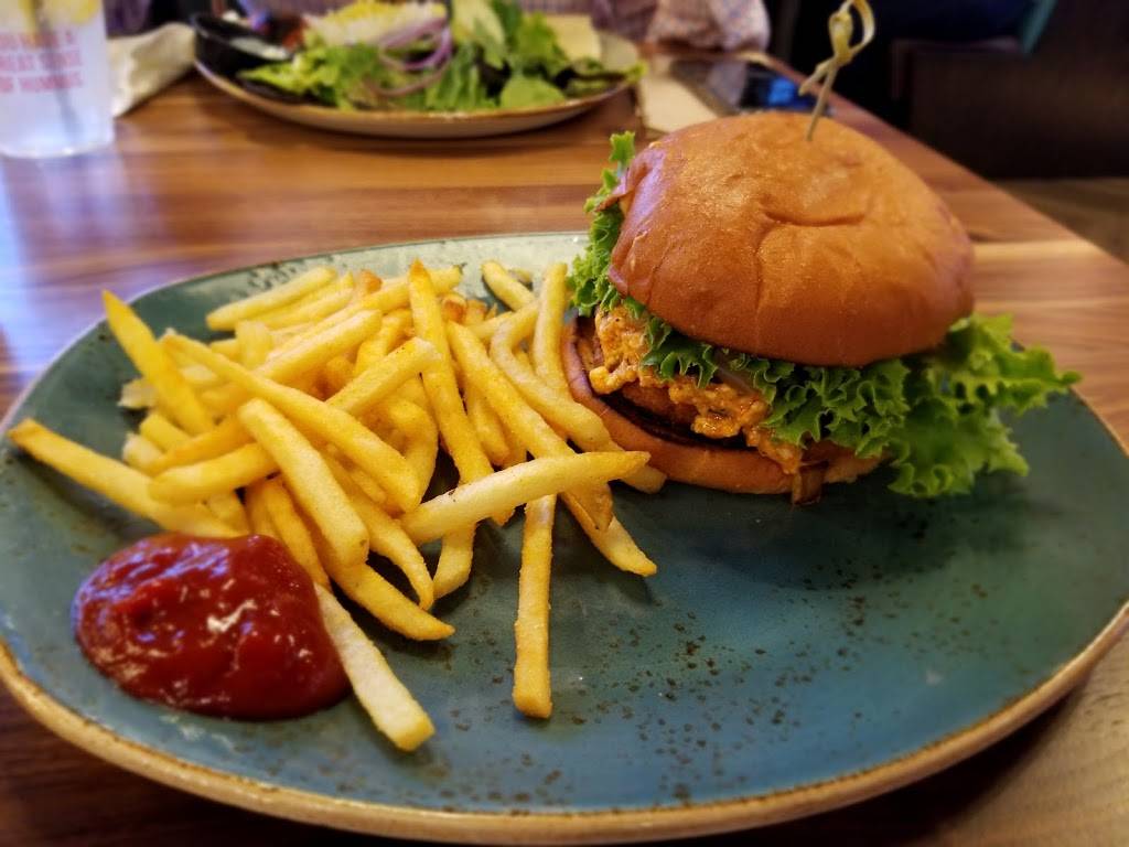 Luna Grill | restaurant | 505 N Eureka St #120, Redlands, CA 92374, USA | 9095008383 OR +1 909-500-8383