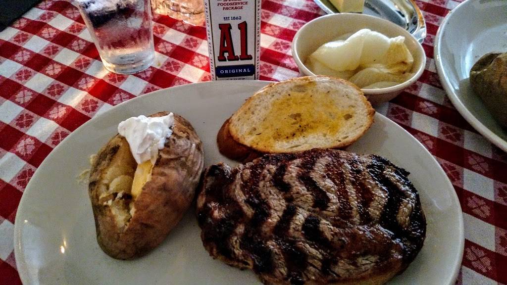 The Beefmastor Inn | restaurant | 2656 US-301, Wilson, NC 27893, USA | 2522377343 OR +1 252-237-7343