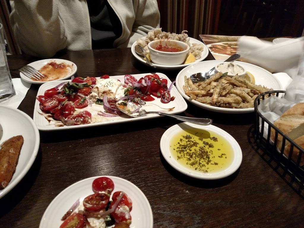 Carrabbas Italian Grill | restaurant | 324 N Peters Rd, Knoxville, TN 37922, USA | 8656922223 OR +1 865-692-2223