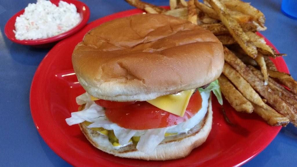 Nicks Family Restaurant | restaurant | 1916 Sherwood Rd, Kingsport, TN 37664, USA | 4232478601 OR +1 423-247-8601