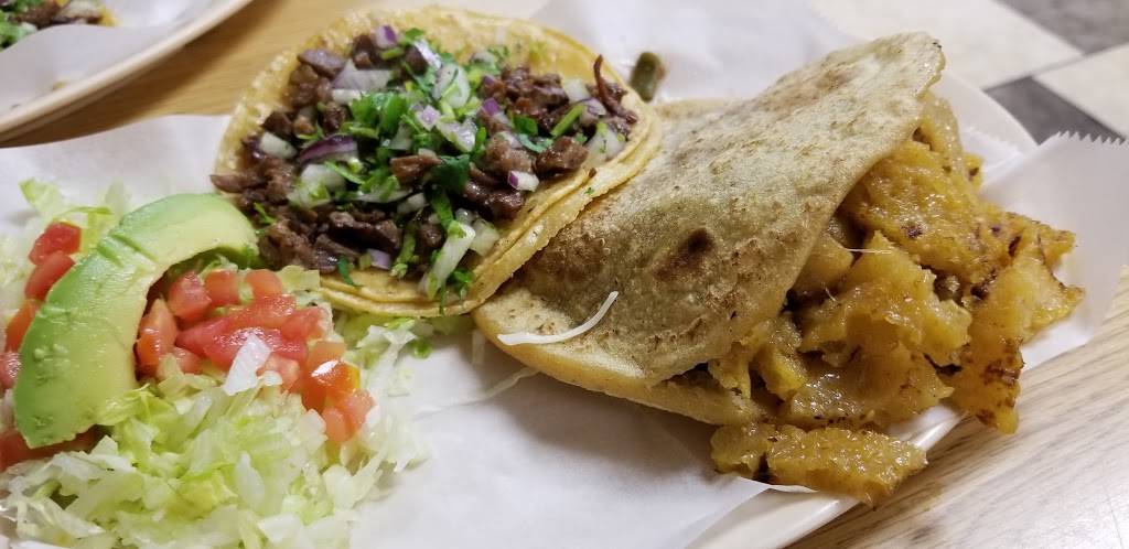 El Taconazo La Fiesta | restaurant | 2700 N Central Ave, Chicago, IL 60639, USA | 7738041616 OR +1 773-804-1616