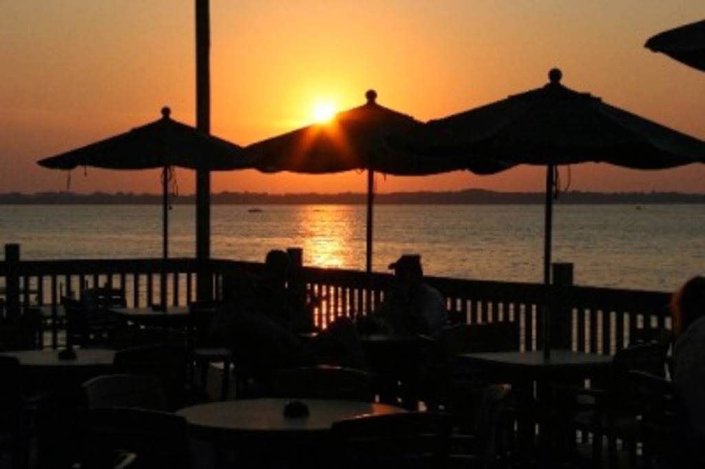 The Gardens | restaurant | 144 Lakeshore Dr, Arnolds Park, IA 51331, USA | 7123322990 OR +1 712-332-2990