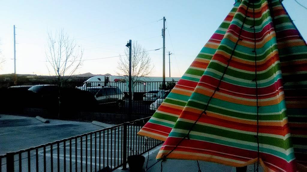 La Taqueria Lupitas | restaurant | 1187 Circulo Mercado, Rio Rico, AZ 85648, USA | 5209806548 OR +1 520-980-6548