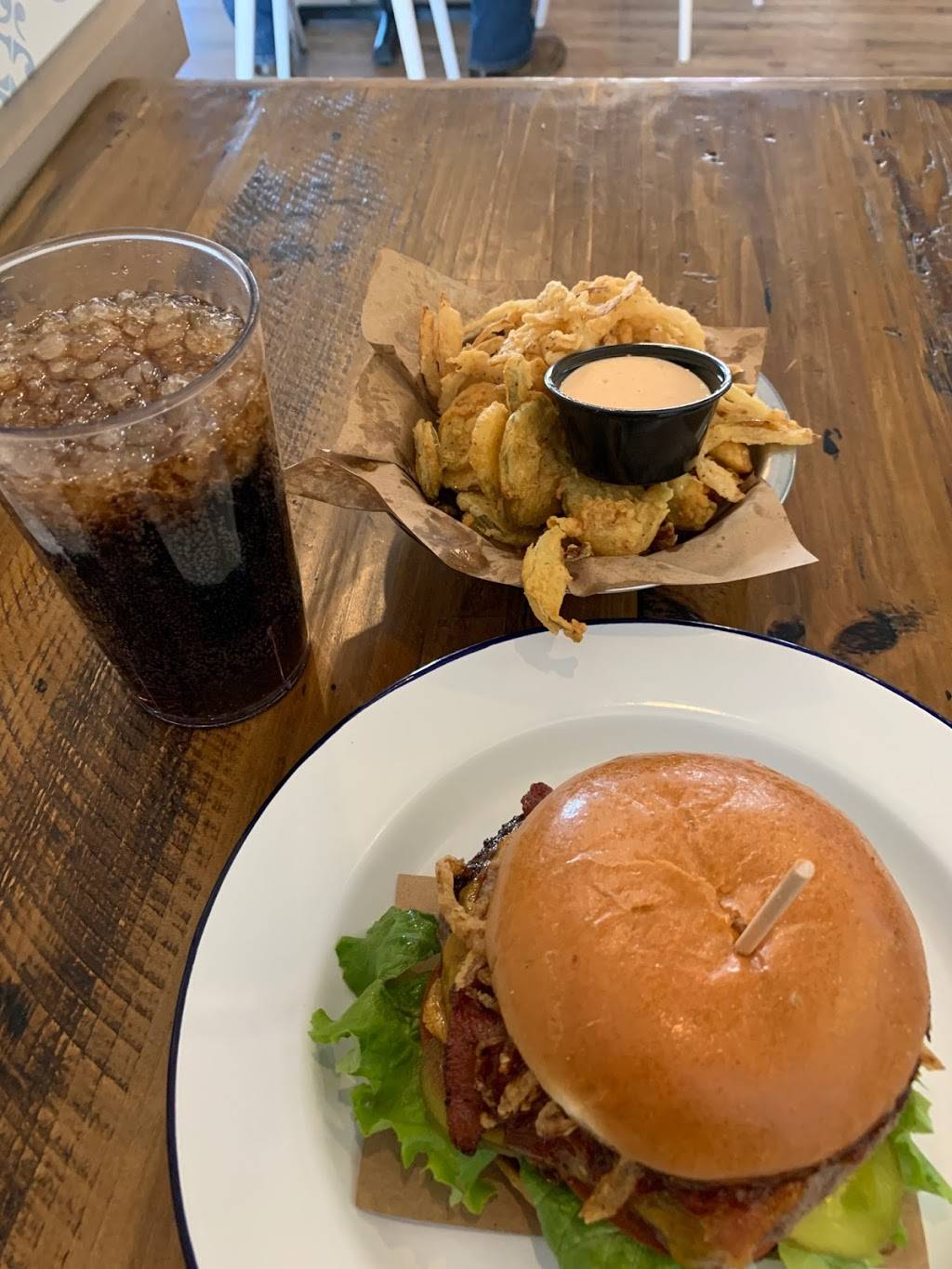 Haystack burgers and barley | restaurant | 6705 Main St, Frisco, TX 75034, USA | 9727043861 OR +1 972-704-3861