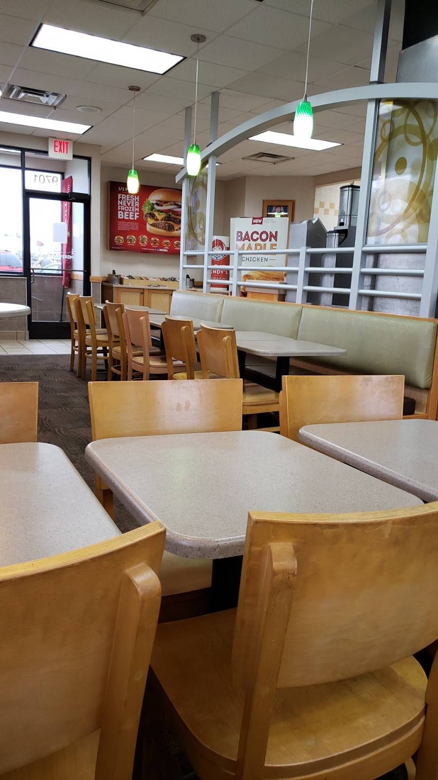 Wendys | restaurant | 9701 Veterans Memorial Pkwy, OFallon, MO 63366, USA | 6362725230 OR +1 636-272-5230