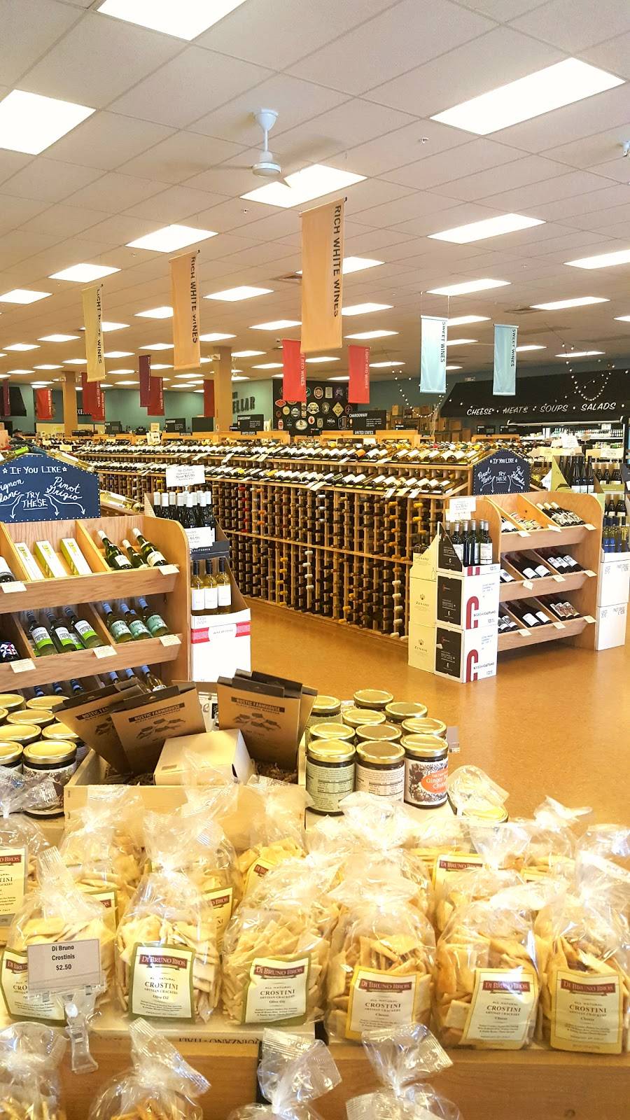 White Horse Wine and Spirits | meal takeaway | 676 White Horse Pike, Absecon, NJ 08201, USA | 6096779880 OR +1 609-677-9880