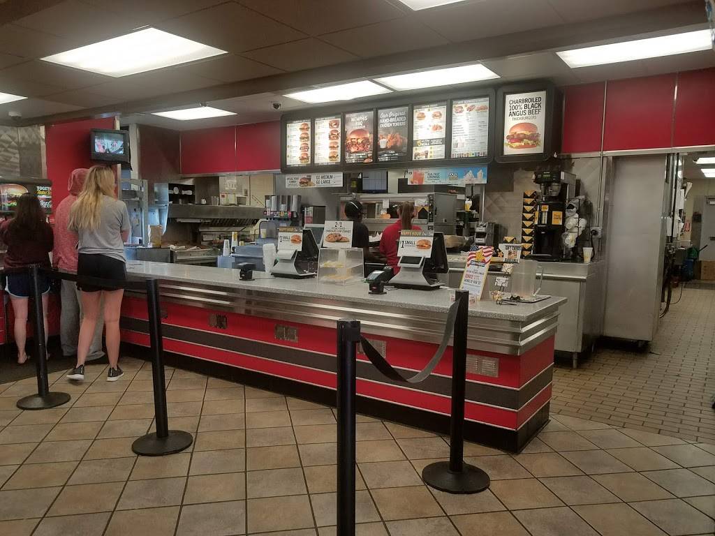 Hardees | restaurant | 915 N Brown St, Chadbourn, NC 28431, USA | 9106543221 OR +1 910-654-3221