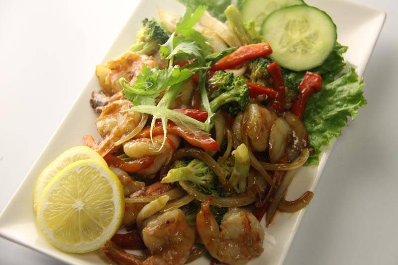Thai One On Express | restaurant | 2889 St Clair Ave E, East York, ON M4B 1N5, Canada | 4167511000 OR +1 416-751-1000