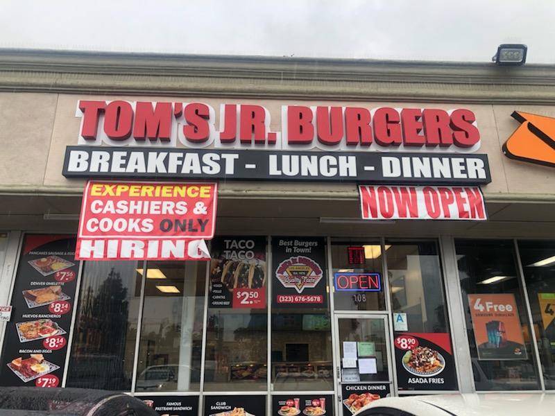 Toms jr burgers | restaurant | 1030 W Martin Luther King Jr Blvd, Los Angeles, CA 90037, USA | 3236765678 OR +1 323-676-5678