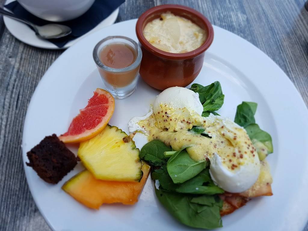 Restaurant Le Saint Sau Pub Gourmand | restaurant | 236 Rue Principale, Saint-Sauveur, QC J0R 1R0, Canada | 4502270218 OR +1 450-227-0218