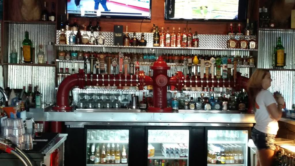 Gippers | night club | 8455 E Pine Bluff Rd, Coal City, IL 60416, USA | 8159428135 OR +1 815-942-8135