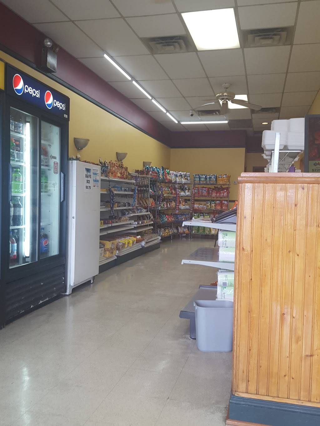 West Goshen Deli & Restaurant | restaurant | 105 Westtown Rd, West Chester, PA 19382, USA | 6106963460 OR +1 610-696-3460