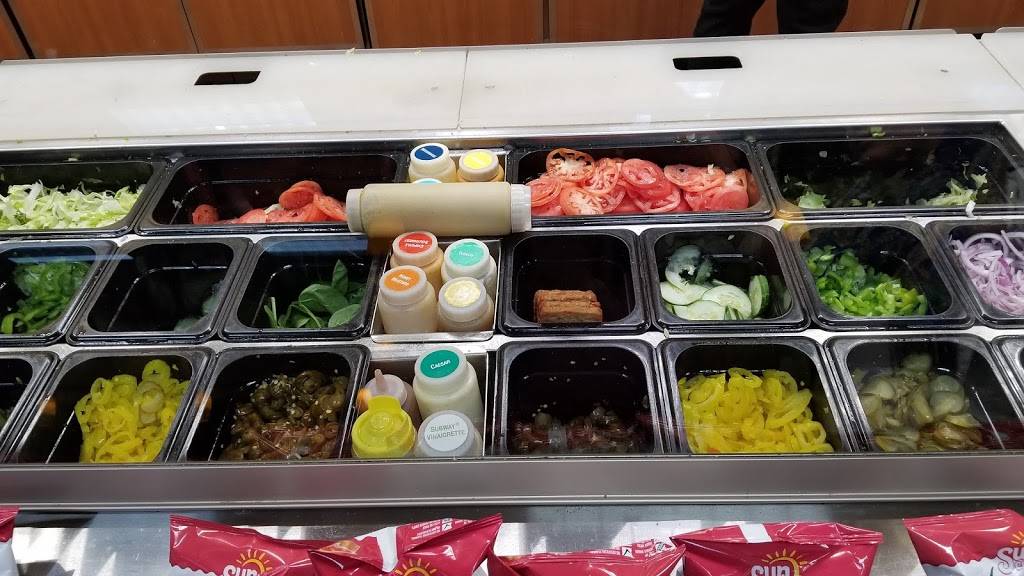 Subway | restaurant | 104 E Brandon Blvd, Brandon, FL 33511, USA | 8136532665 OR +1 813-653-2665