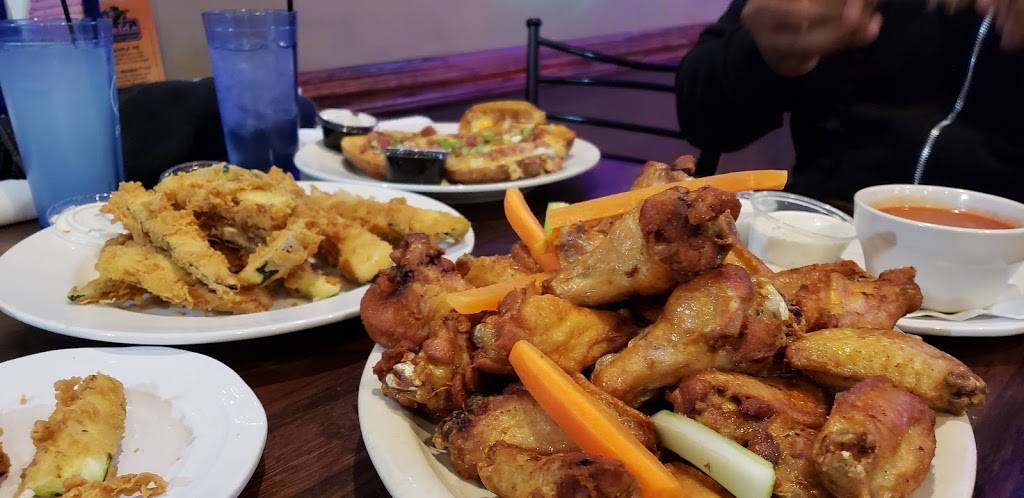 Shields Pizza of Macomb | restaurant | 50750 Romeo Plank Rd, Macomb, MI 48044, USA | 5862281400 OR +1 586-228-1400