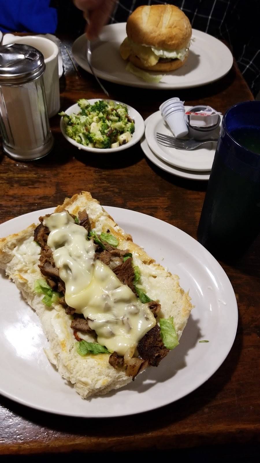 Morris Family Restaurant | restaurant | 1001 N Mulberry St, Berwick, PA 18603, USA | 5707520453 OR +1 570-752-0453