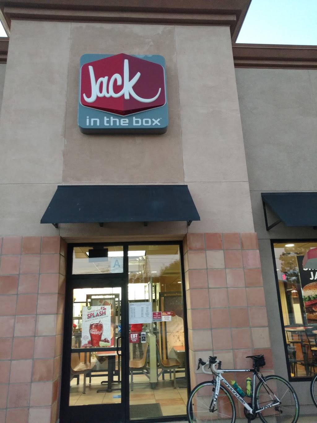 Jack in the Box | restaurant | 2101 Palos Verdes Dr N, Lomita, CA 90717, USA | 3103254552 OR +1 310-325-4552