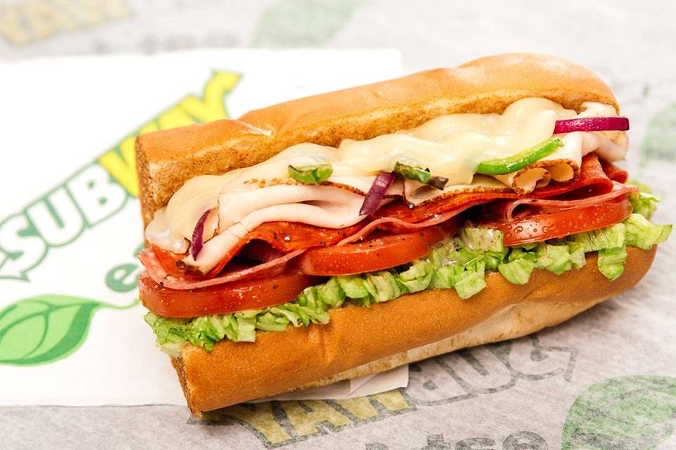 Subway | restaurant | 2101 FL-19, Tavares, FL 32778, USA | 3523431706 OR +1 352-343-1706