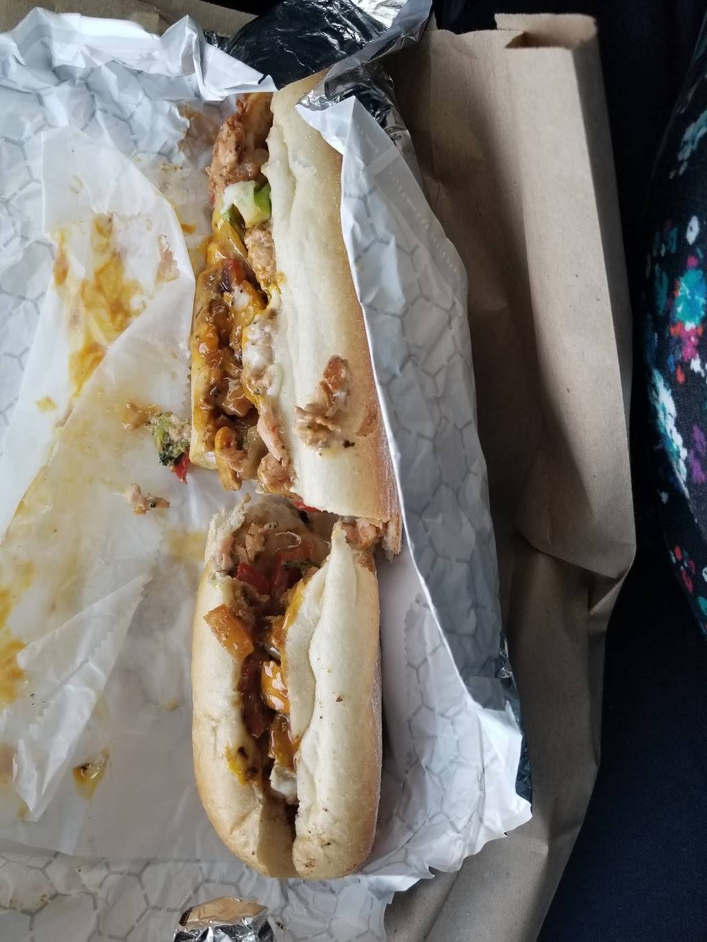 Humdiggidys | restaurant | 2704 W 3rd St, Chester, PA 19013, USA | 6107264087 OR +1 610-726-4087