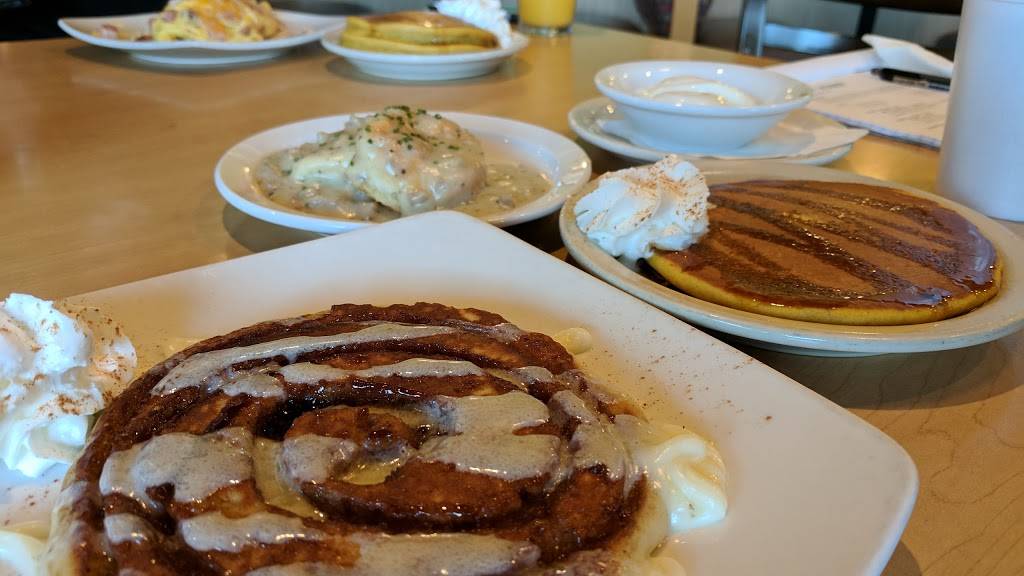 Greenfields | restaurant | 7900 S 87th St, Lincoln, NE 68526, USA | 4024203232 OR +1 402-420-3232