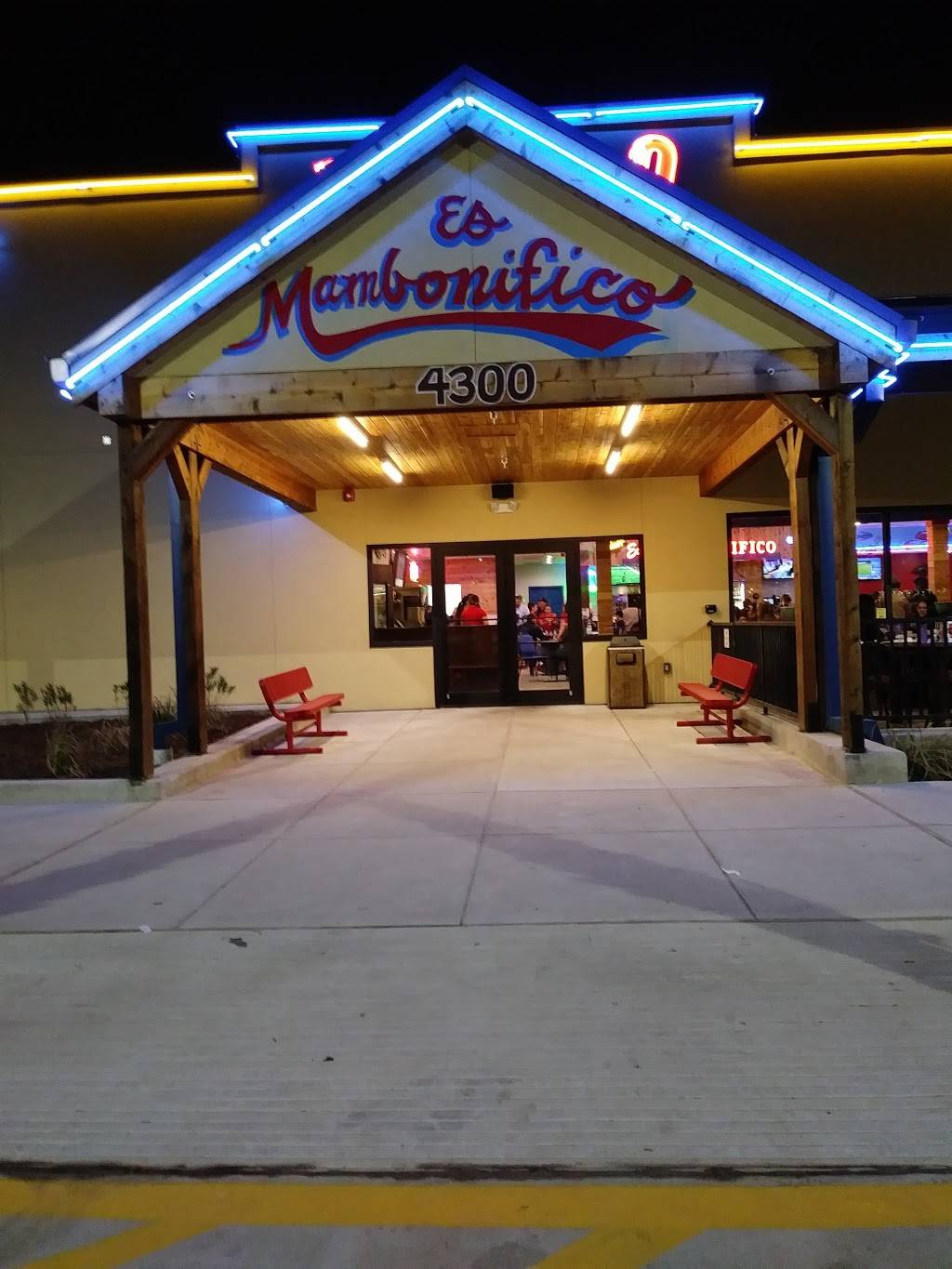 Mambo Seafood | restaurant | 4300 East Fwy, Baytown, TX 77521, USA | 8329267551 OR +1 832-926-7551