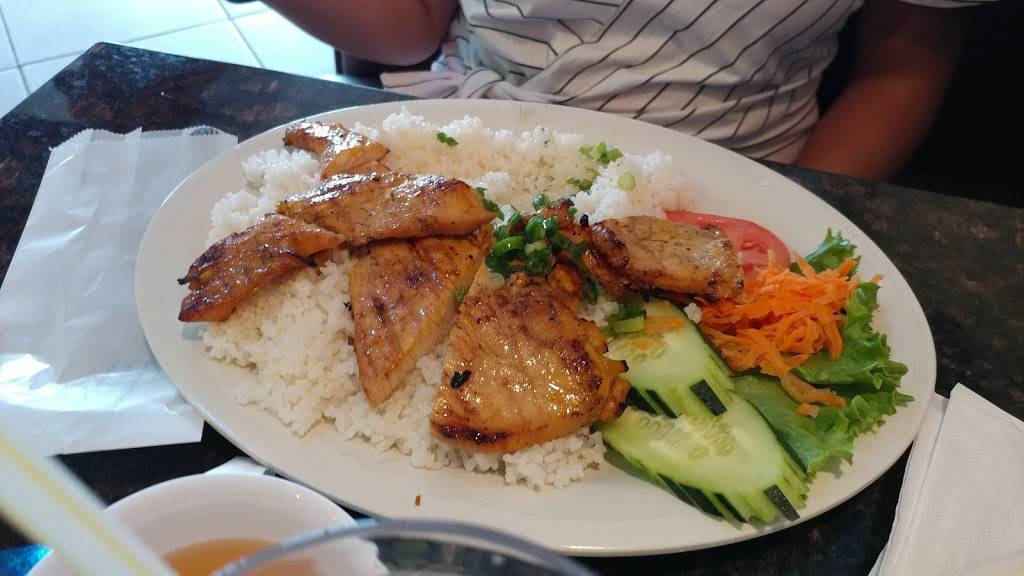 Pho Q Long | restaurant | 19752 Tomball Pkwy, Houston, TX 77070, USA | 8328694089 OR +1 832-869-4089