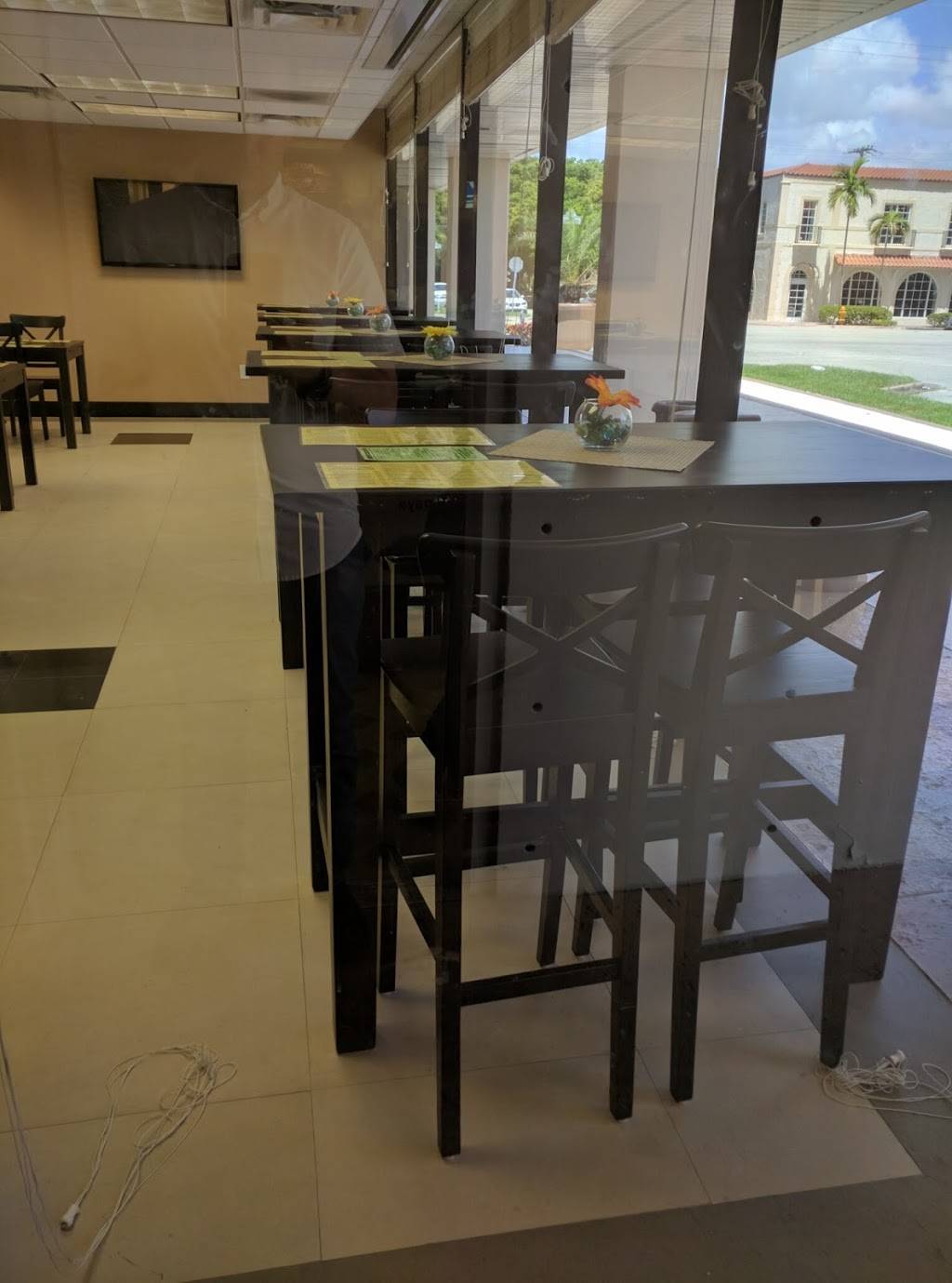 Emily Cafe | meal delivery | 999 Ponce de Leon Blvd #101, Coral Gables, FL 33134, USA | 3054488929 OR +1 305-448-8929