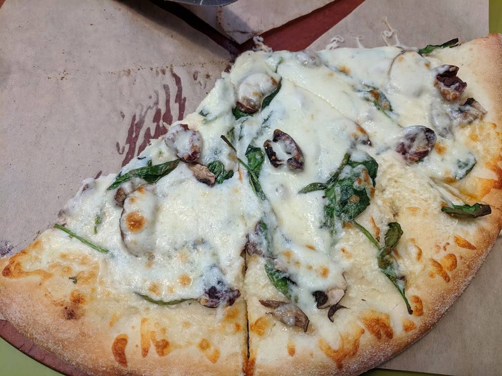 Flippers Pizzeria | meal delivery | 120 N 4th St, Lake Mary, FL 32746, USA | 4078782828 OR +1 407-878-2828