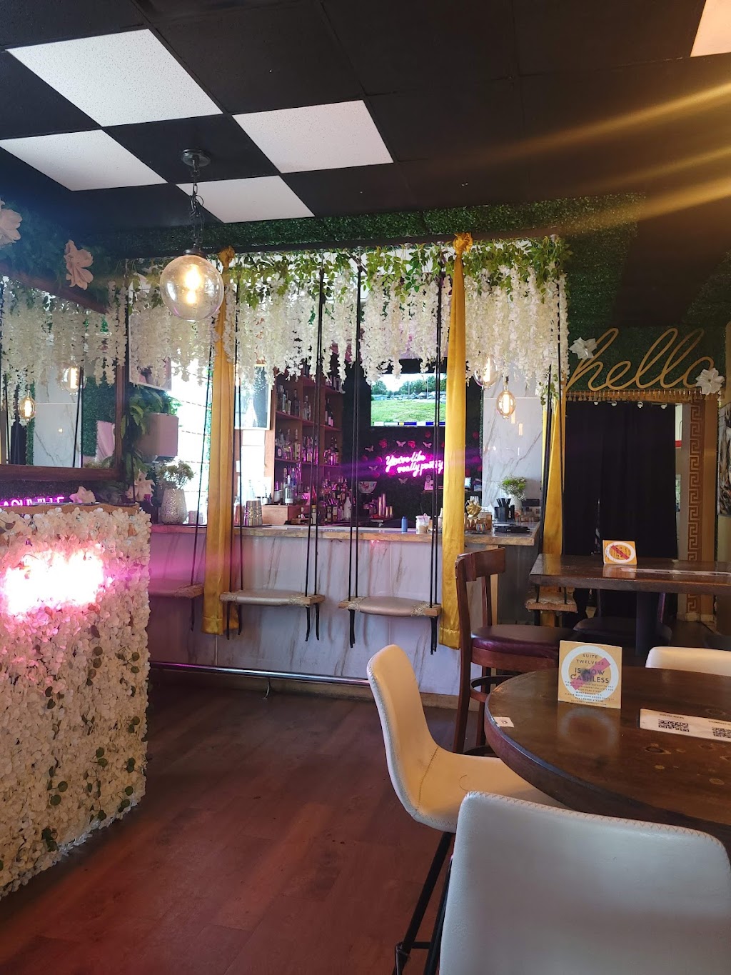 Suite Twelve25 | restaurant | 1225 Meridian St, Nashville, TN 37207, USA | 6156498213 OR +1 615-649-8213