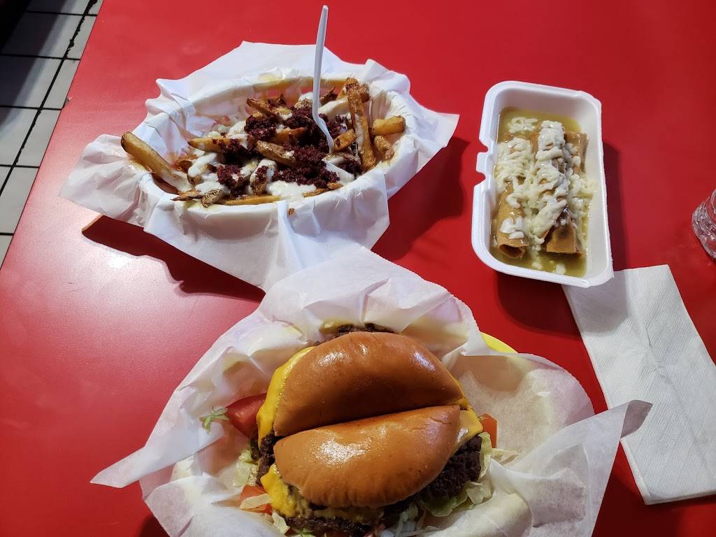 Chuco Burgers and Dogs | restaurant | 1201 Lafayette Dr, El Paso, TX 79907, USA | 9155988707 OR +1 915-598-8707