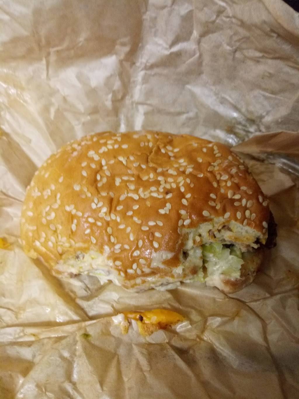 Frosty queen express | restaurant | 4761 Planz Rd, Bakersfield, CA 93309, USA | 6615565440 OR +1 661-556-5440